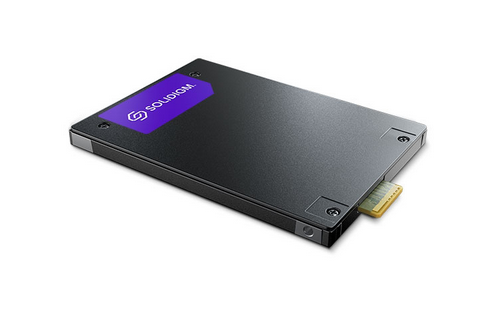 Solidigm D7-PS1030寫入/混合工作負載數據中心固態硬盤